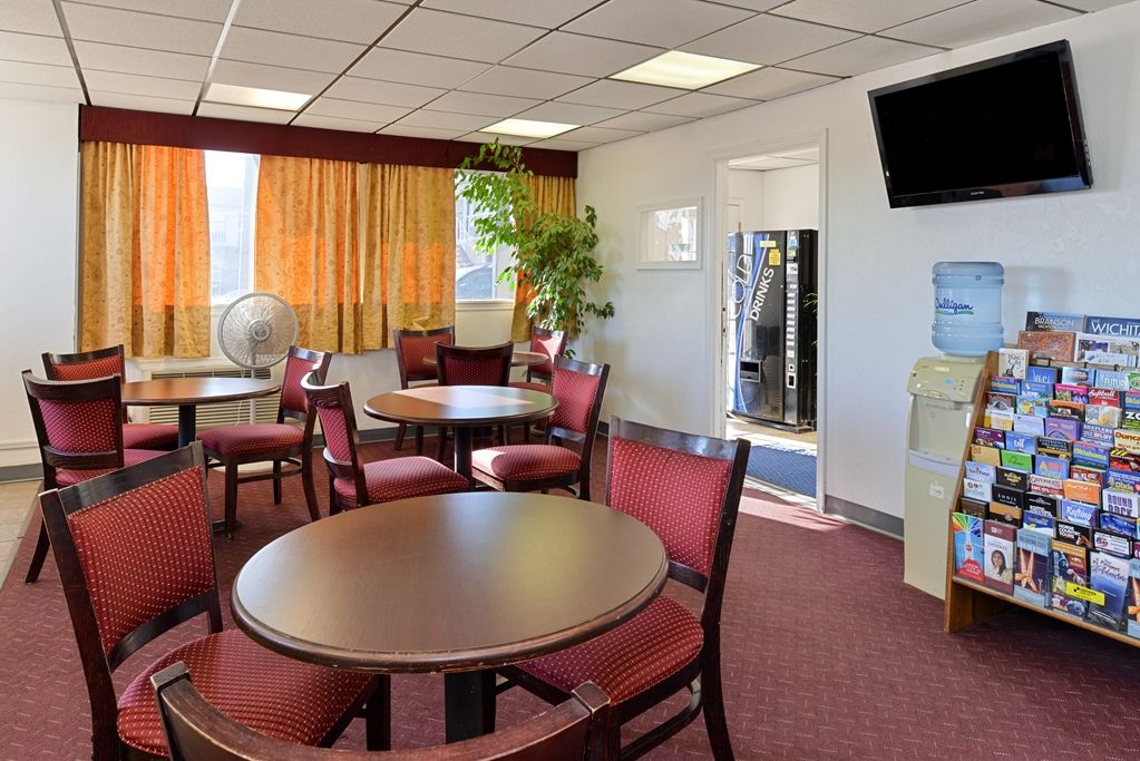 Americas Best Value Inn El Reno Restaurant foto